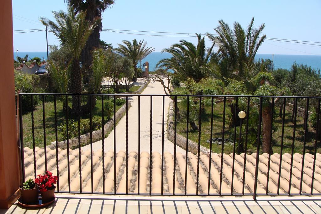 La Villa Rosa Al Mare Pozzallo Bilik gambar